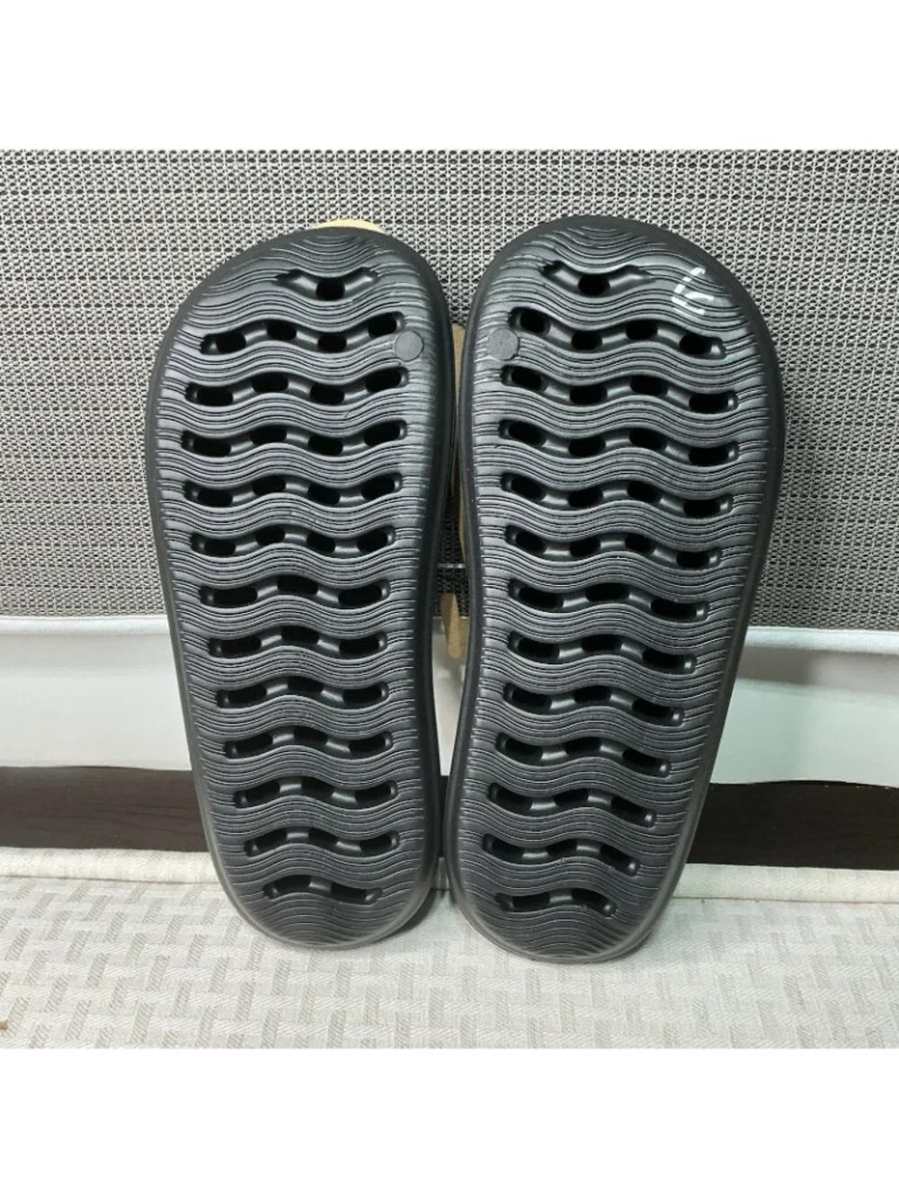 Billabong Women Size 8 Black Platform Cushion Slides Sandal Comfort Shoe NEW - Picture 6 of 7
